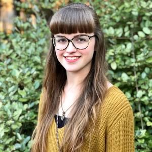 Meet your Posher, Alyssa